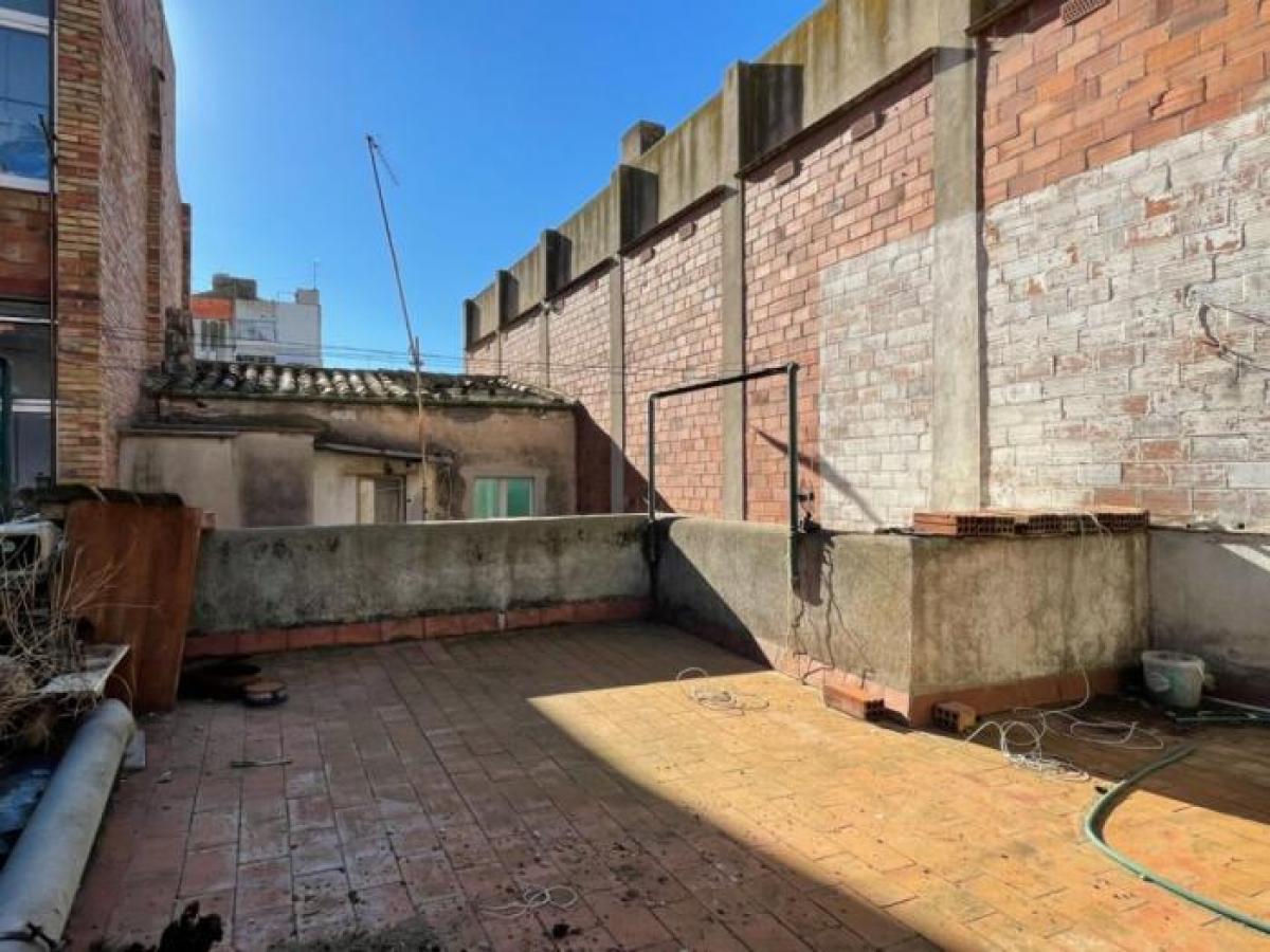 Picture of Home For Sale in Figueres, Girona, Spain