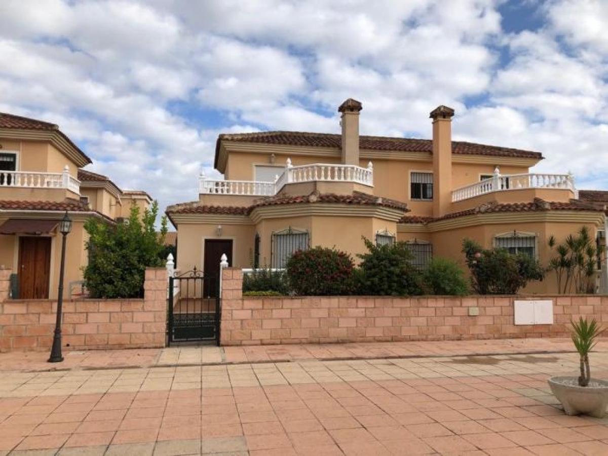 Picture of Home For Sale in Almoradi, Alicante, Spain