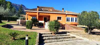 Villa For Sale in Cocentaina, Spain