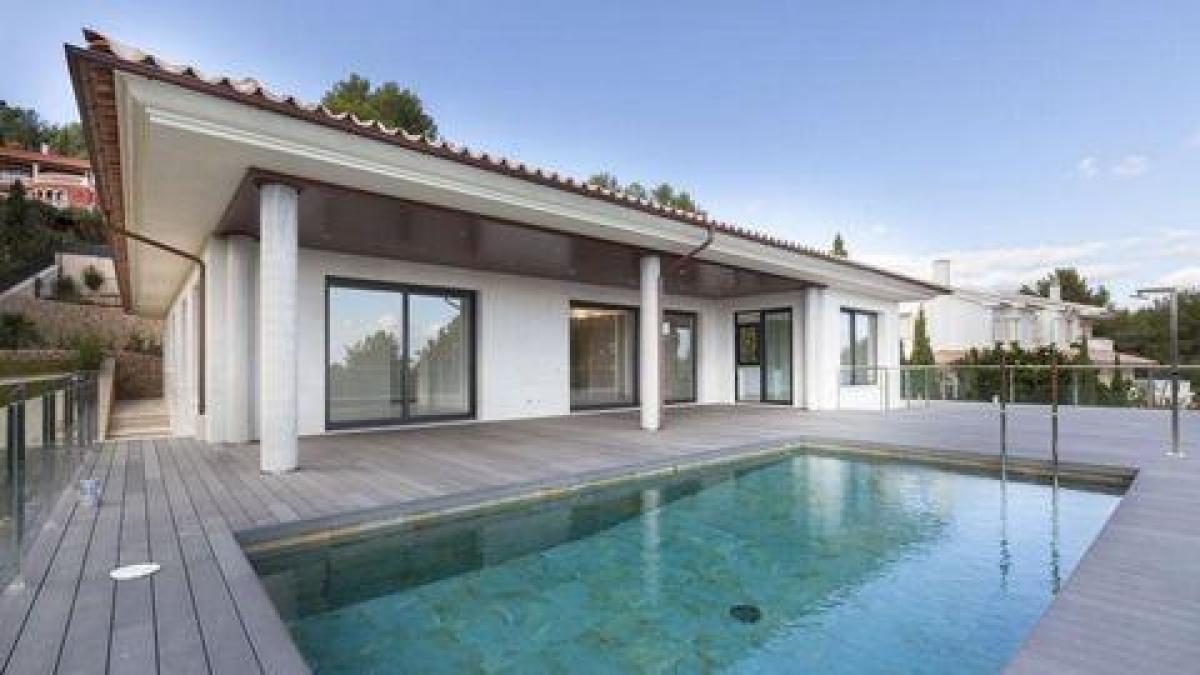 Picture of Villa For Sale in Son Vida, Mallorca, Spain