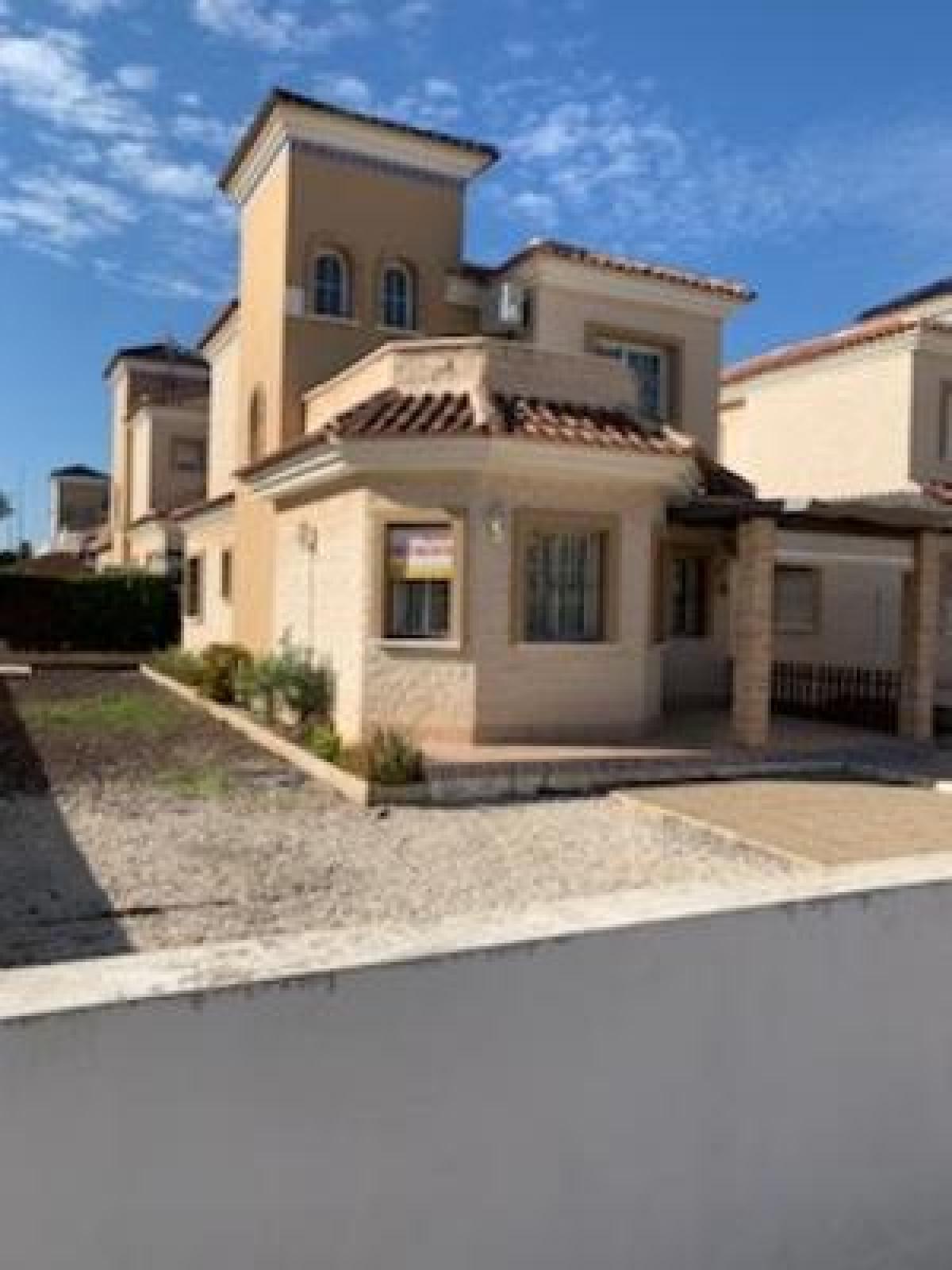 Picture of Villa For Sale in Guardamar Del Segura, Alicante, Spain