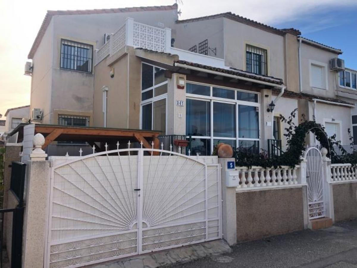 Picture of Home For Sale in Algorfa, Alicante, Spain