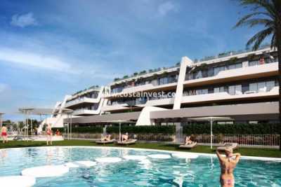 Apartment For Sale in Alicante, Spain