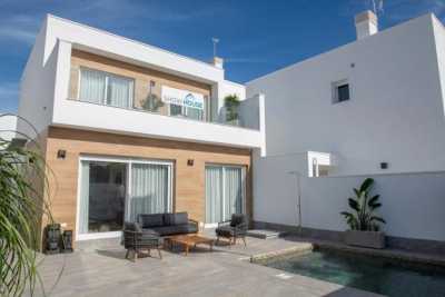 Villa For Sale in San Pedro Del Pinatar, Spain