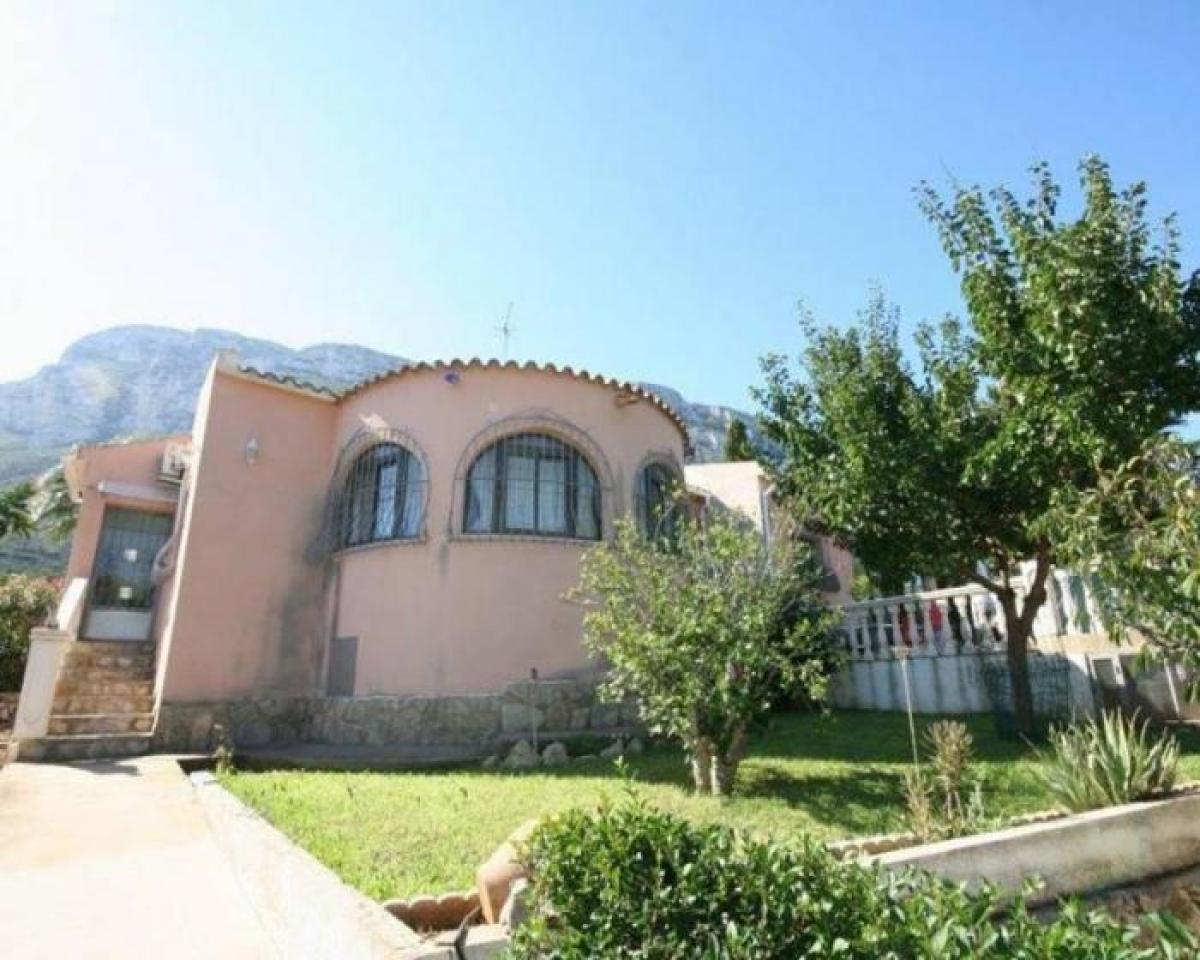 Picture of Villa For Sale in Denia, Alicante, Spain