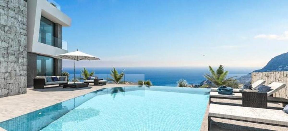 Picture of Home For Sale in Calpe, Alicante, Spain