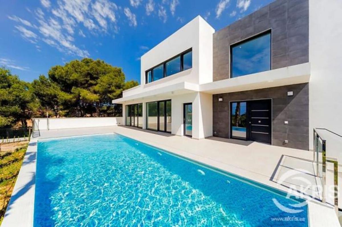 Picture of Home For Sale in Calpe, Alicante, Spain