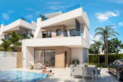 Villa For Sale in Guardamar Del Segura, Spain
