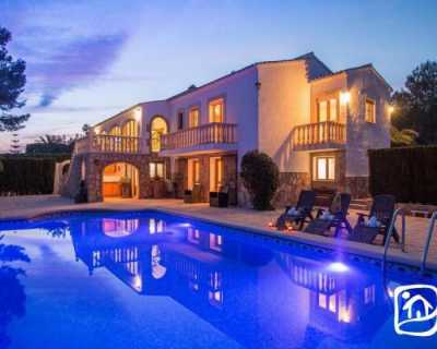 Villa For Sale in Javea, Spain