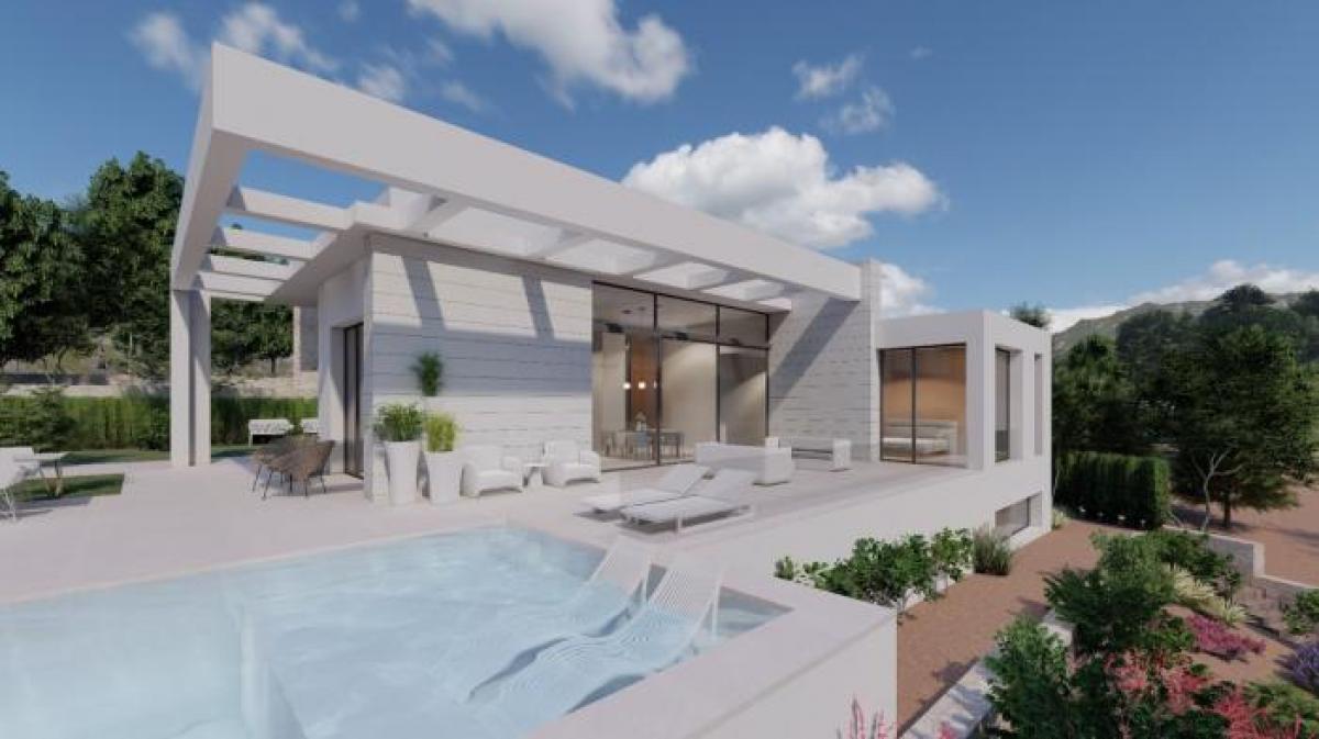 Picture of Villa For Sale in Campoamor, Alicante, Spain