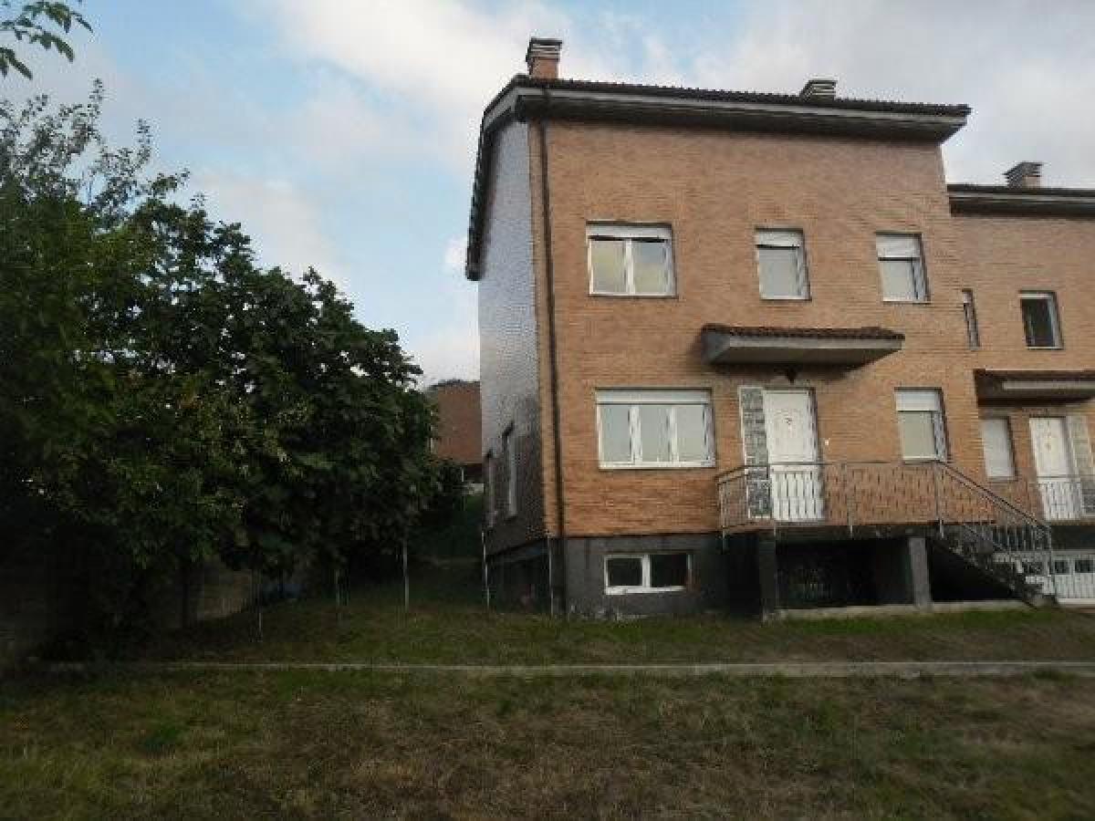 Picture of Home For Rent in Oviedo, Asturias, Spain