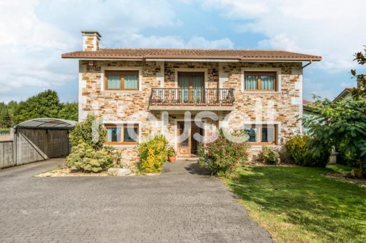 Picture of Home For Sale in Carballo, Asturias, Spain