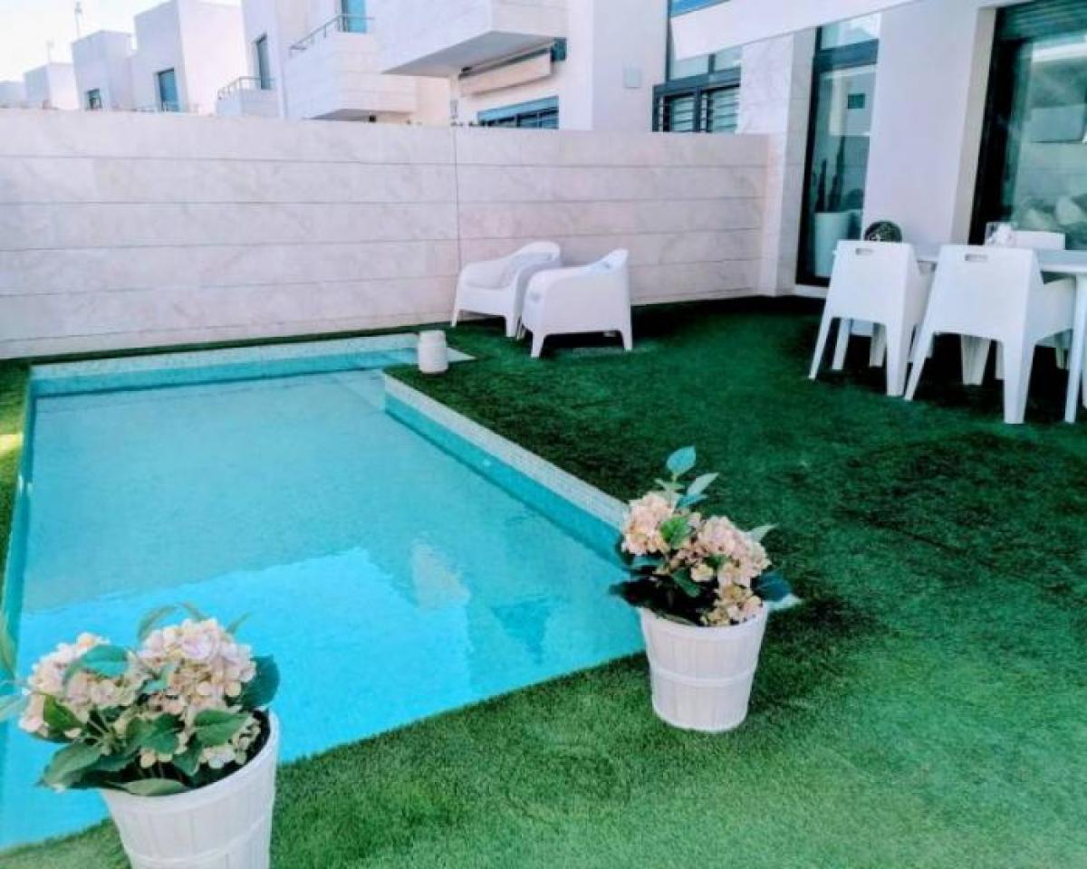 Picture of Villa For Sale in Torrevieja, Alicante, Spain