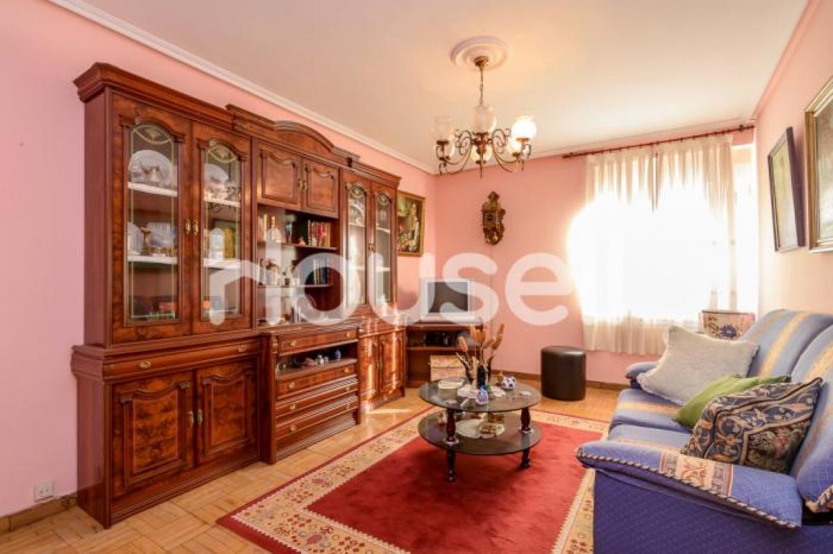 Picture of Apartment For Sale in Oviedo, Asturias, Spain