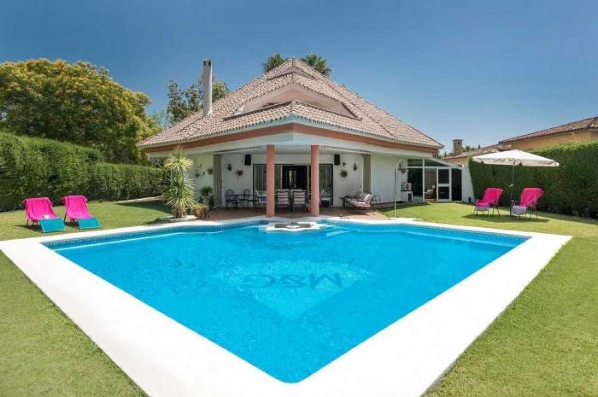 Picture of Villa For Sale in Estepona, Malaga, Spain