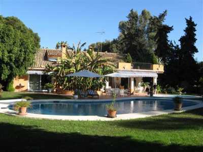 Villa For Sale in Estepona, Spain