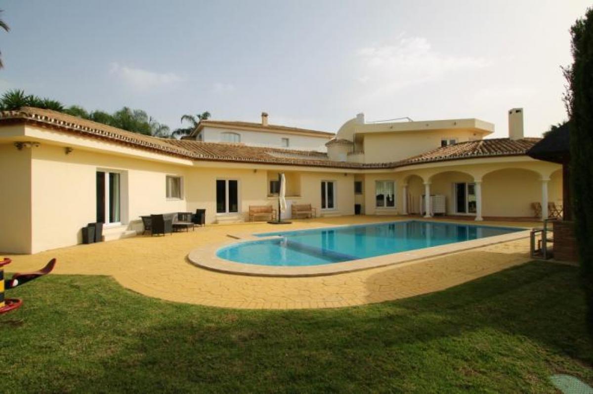 Picture of Villa For Sale in Estepona, Malaga, Spain