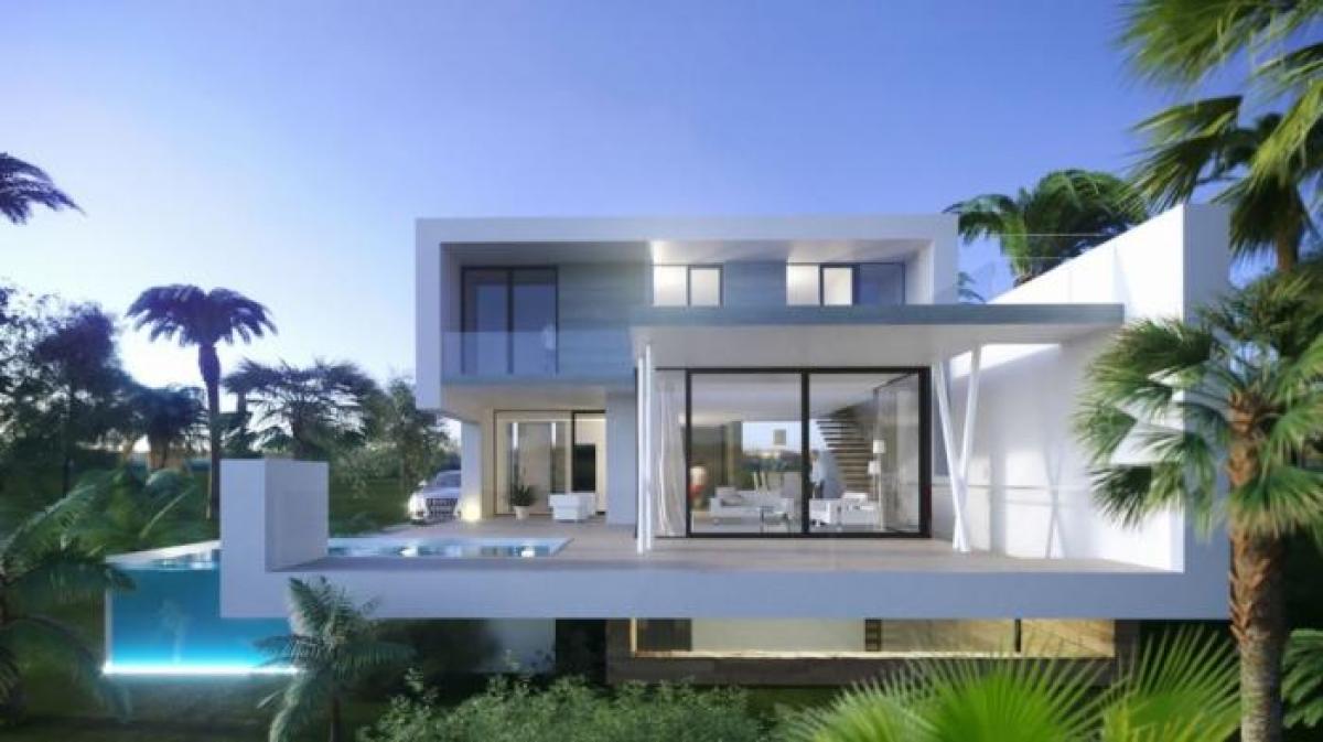 Picture of Villa For Sale in Estepona, Malaga, Spain