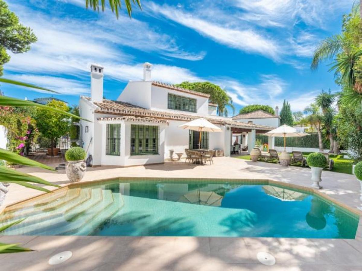 Picture of Villa For Sale in Estepona, Malaga, Spain