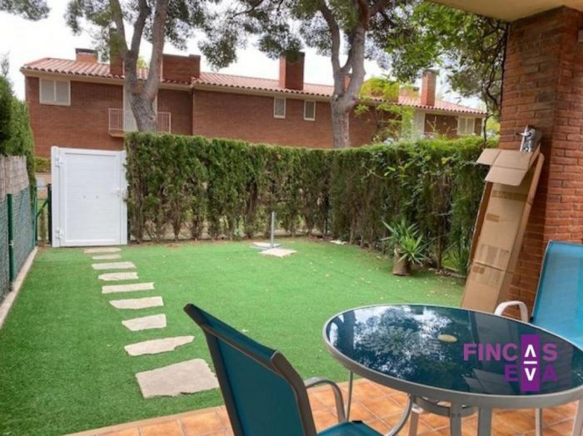 La mora, Tarragona, Tarragona, Spain Villas For Sale at GLOBAL LISTINGS
