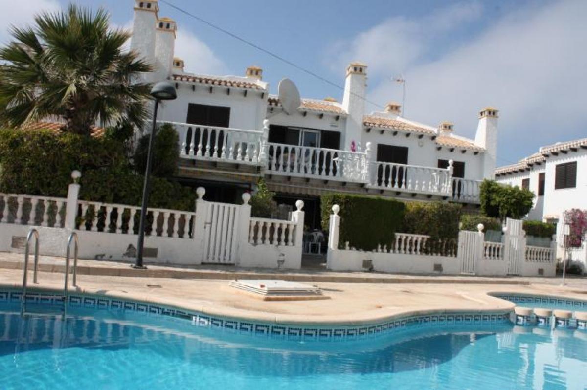 Picture of Home For Sale in La Zenia, Alicante, Spain
