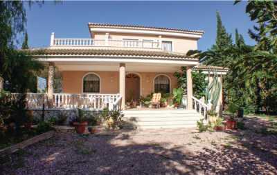 Villa For Sale in Crevillente, Spain