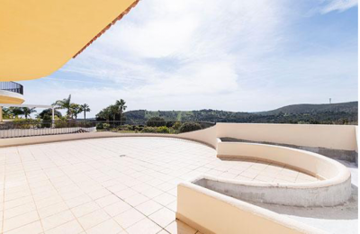 Apartment For Sale in San Roque, Spain