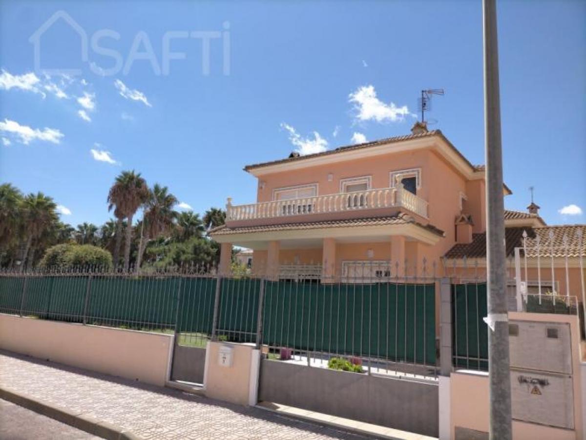 Picture of Home For Sale in Torre Pacheco, Alicante, Spain