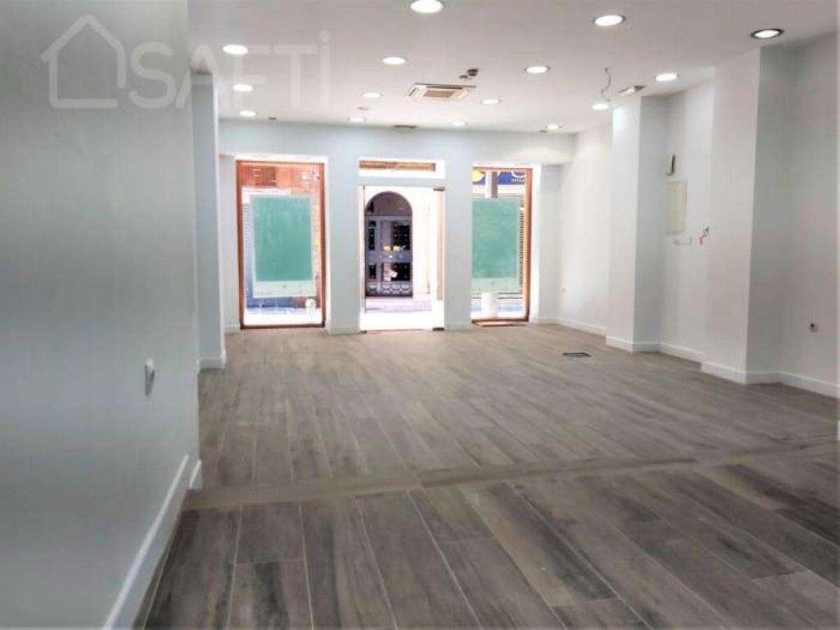 Picture of Retail For Rent in Jaen, Charente, Spain