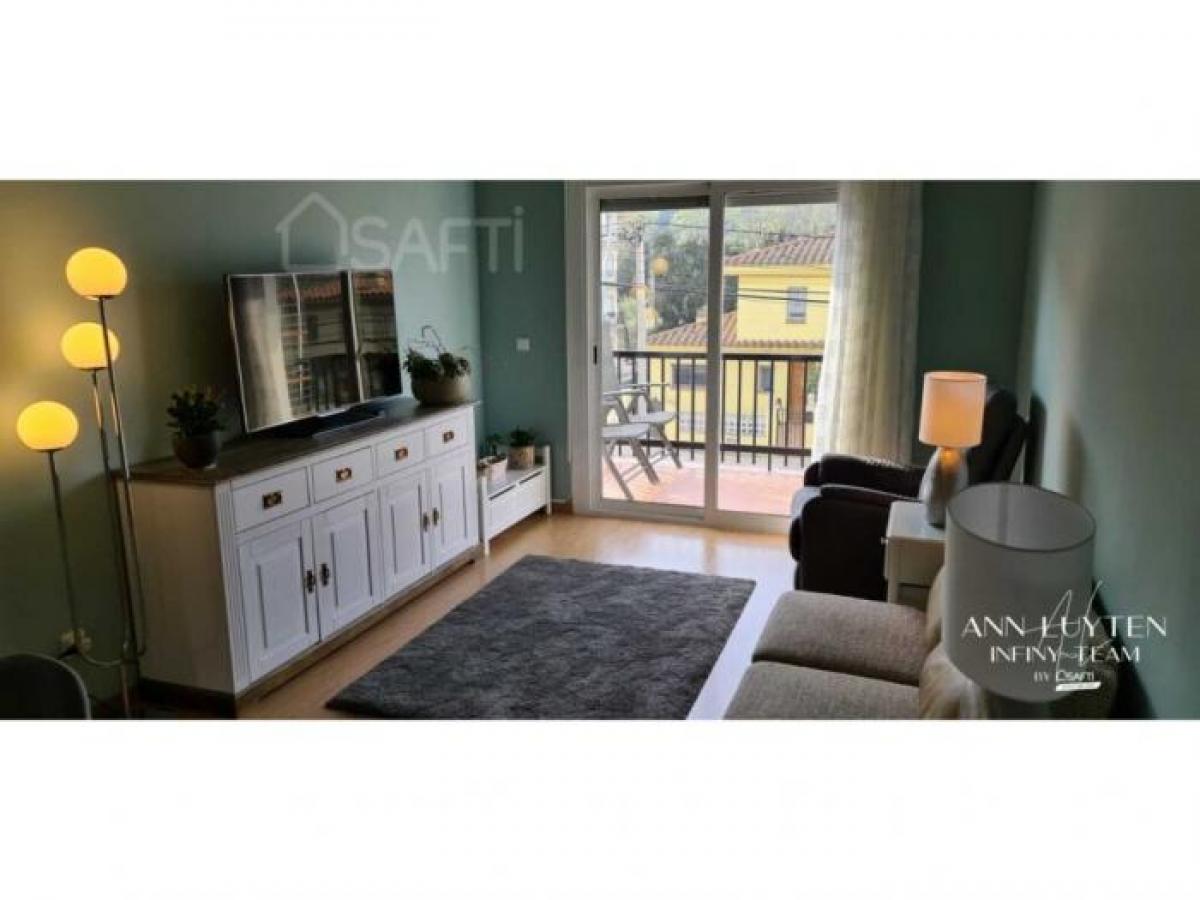 Picture of Apartment For Sale in Roses, Orne, Spain