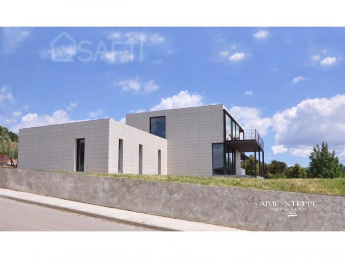 Picture of Home For Sale in Sils, Girona, Spain