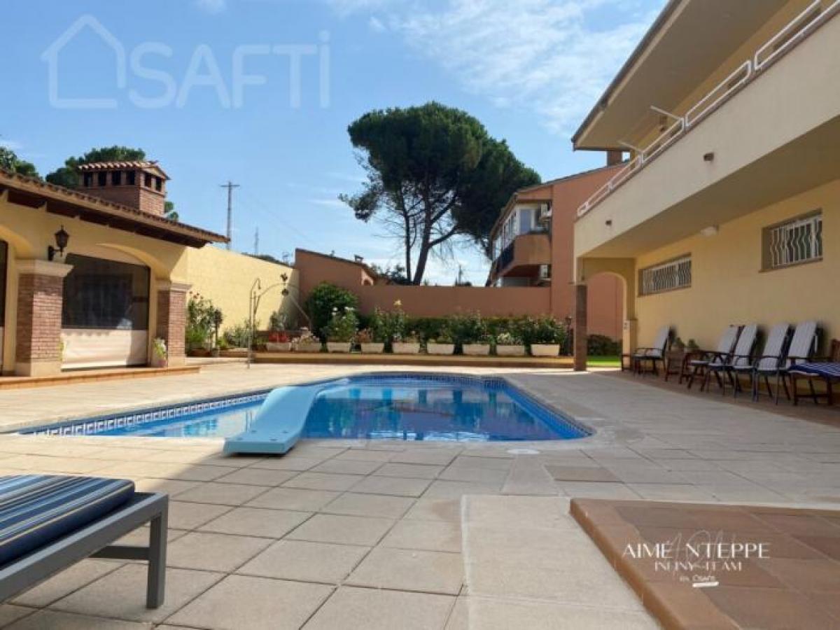 Picture of Home For Sale in Girona, Girona, Spain