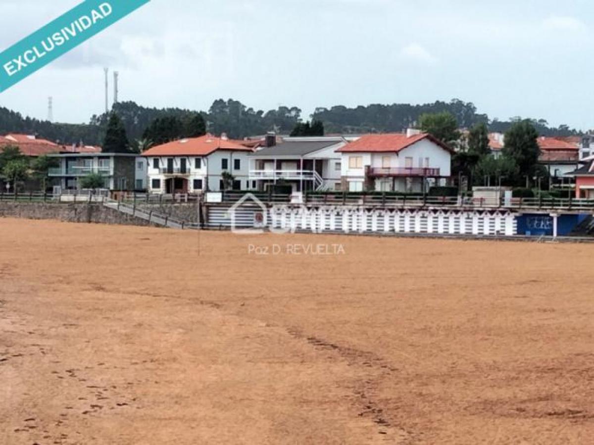 Picture of Apartment For Sale in Luanco, Asturias, Spain