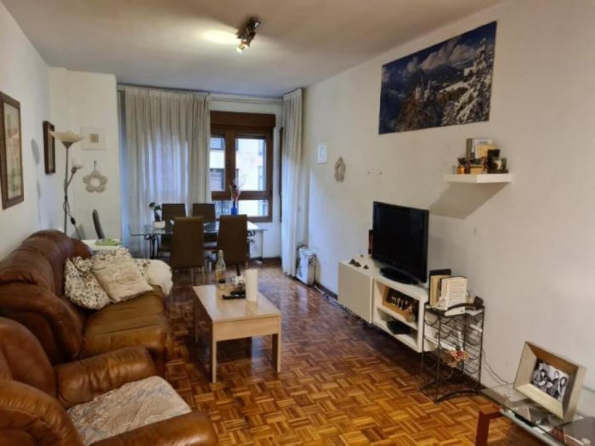 Picture of Apartment For Sale in Oviedo, Asturias, Spain