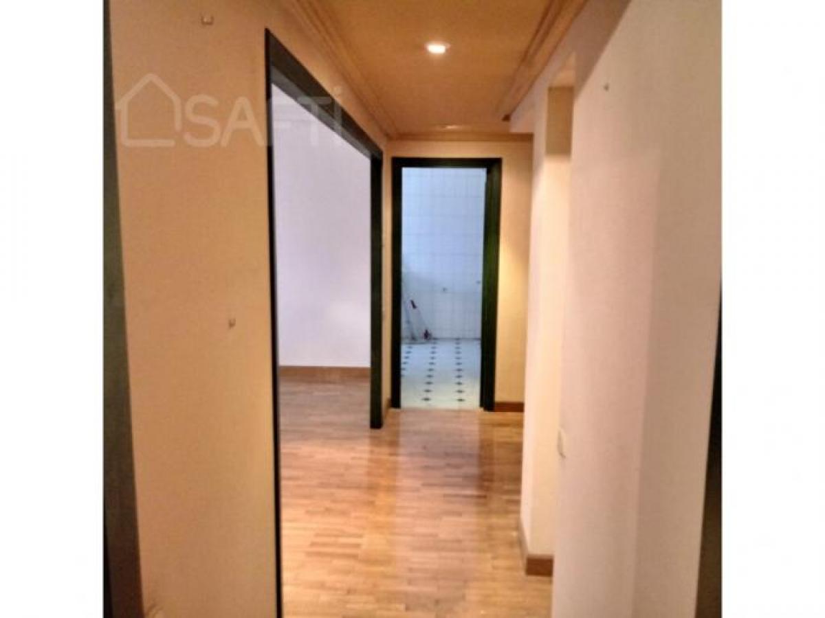 Picture of Apartment For Sale in Oviedo, Asturias, Spain