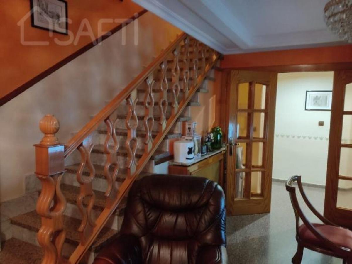 Picture of Home For Sale in Yecla, Murcia, Spain