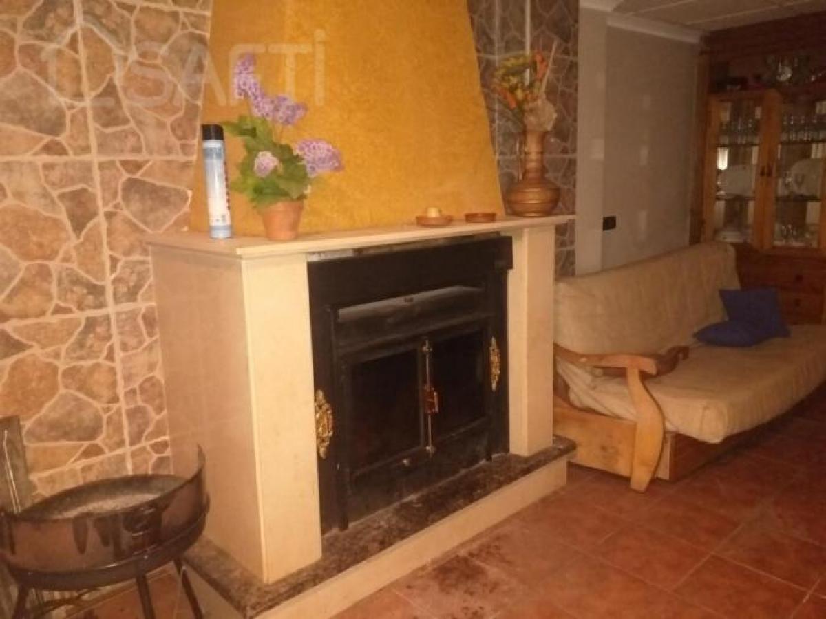 Picture of Home For Sale in Yecla, Murcia, Spain