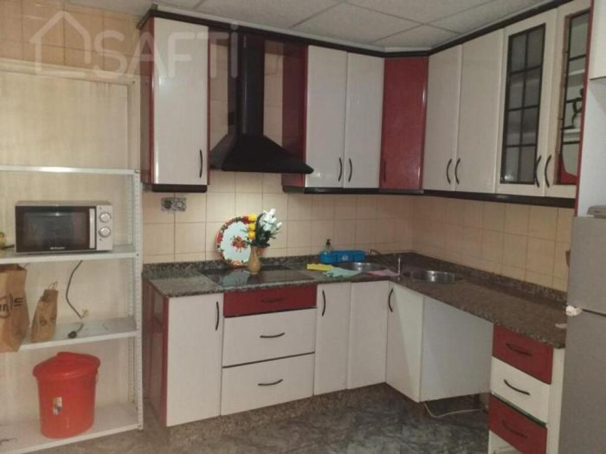 Picture of Home For Sale in Yecla, Murcia, Spain