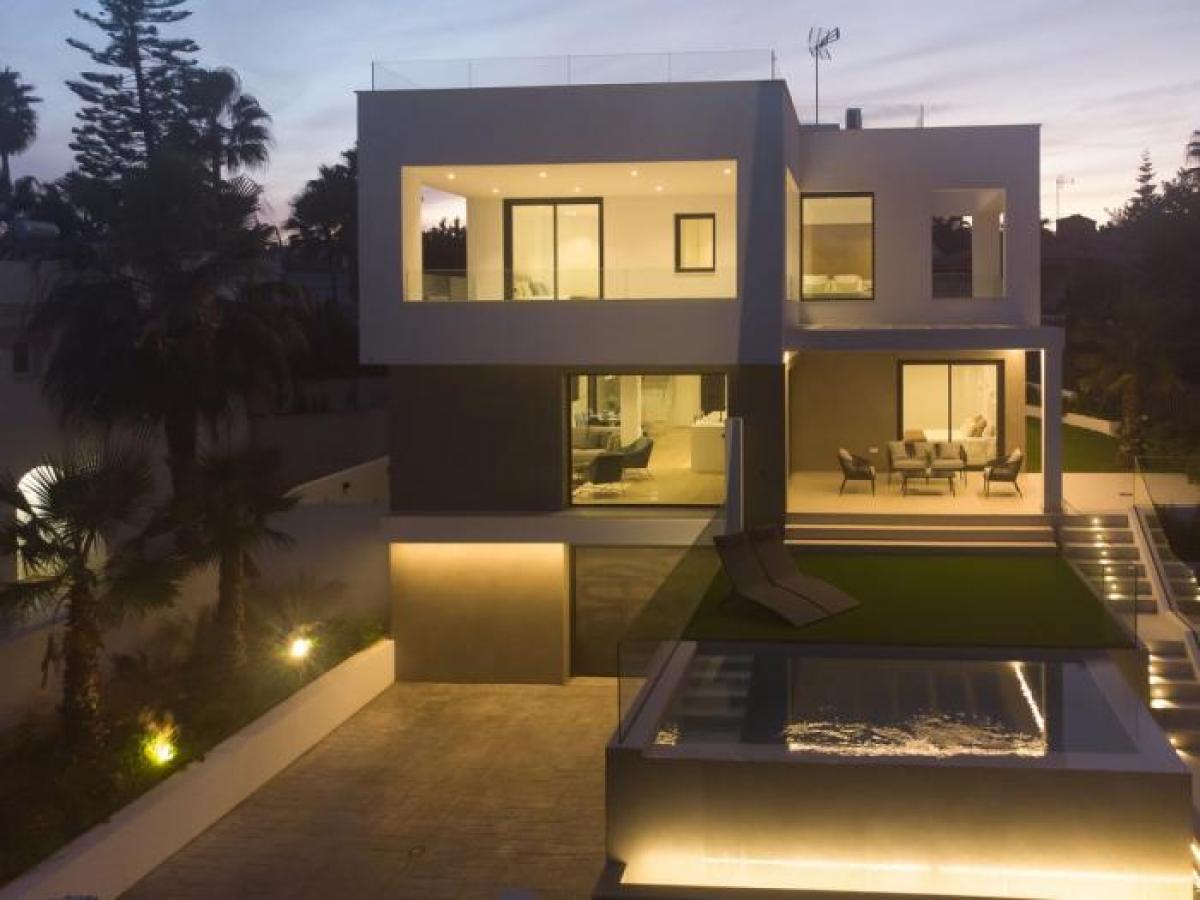 Picture of Villa For Sale in Estepona, Malaga, Spain