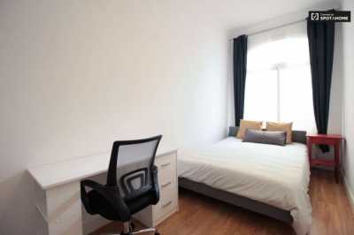 Apartment For Rent in Barcelona, Spain