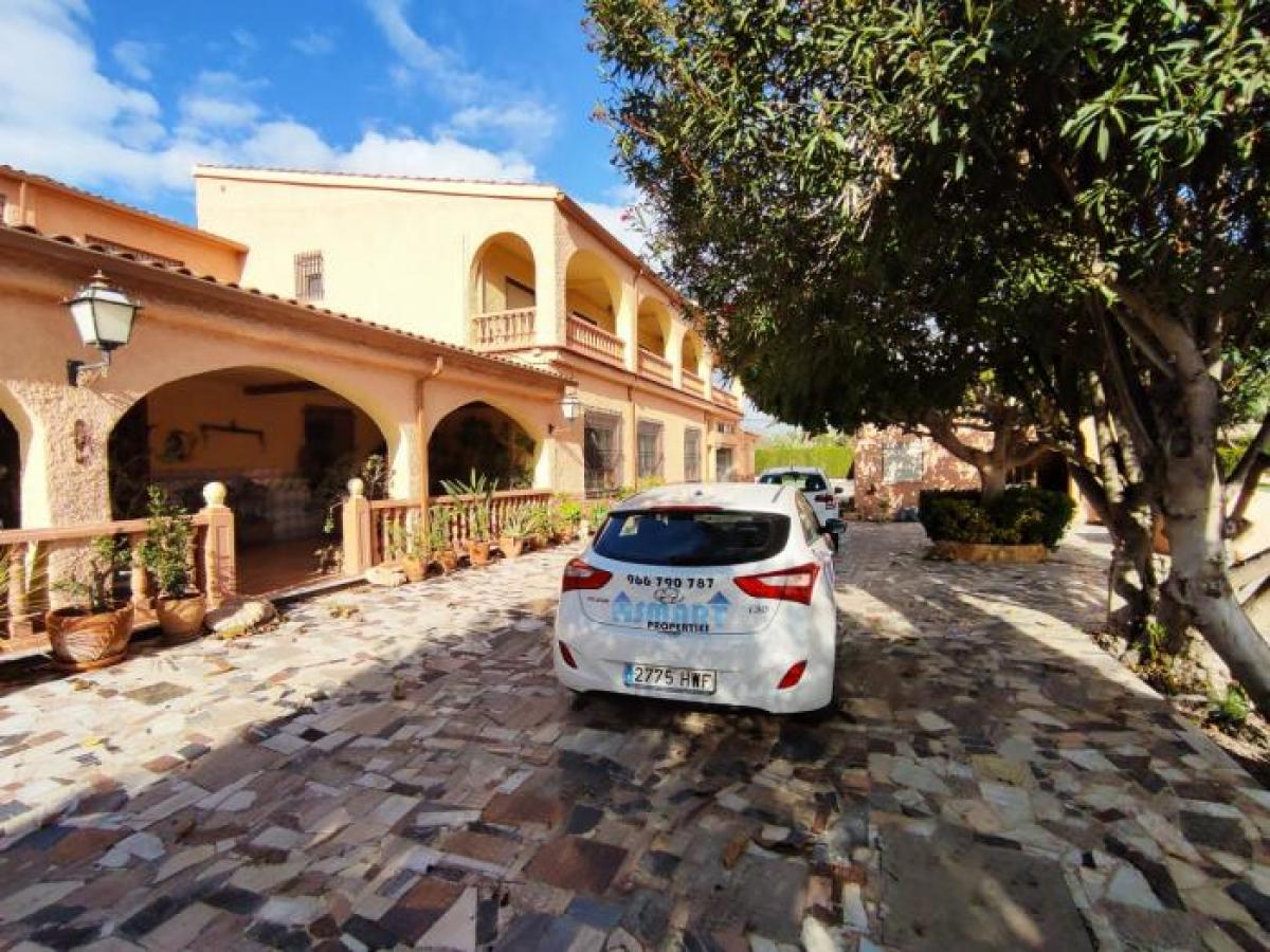 Picture of Villa For Sale in Elche, Alicante, Spain