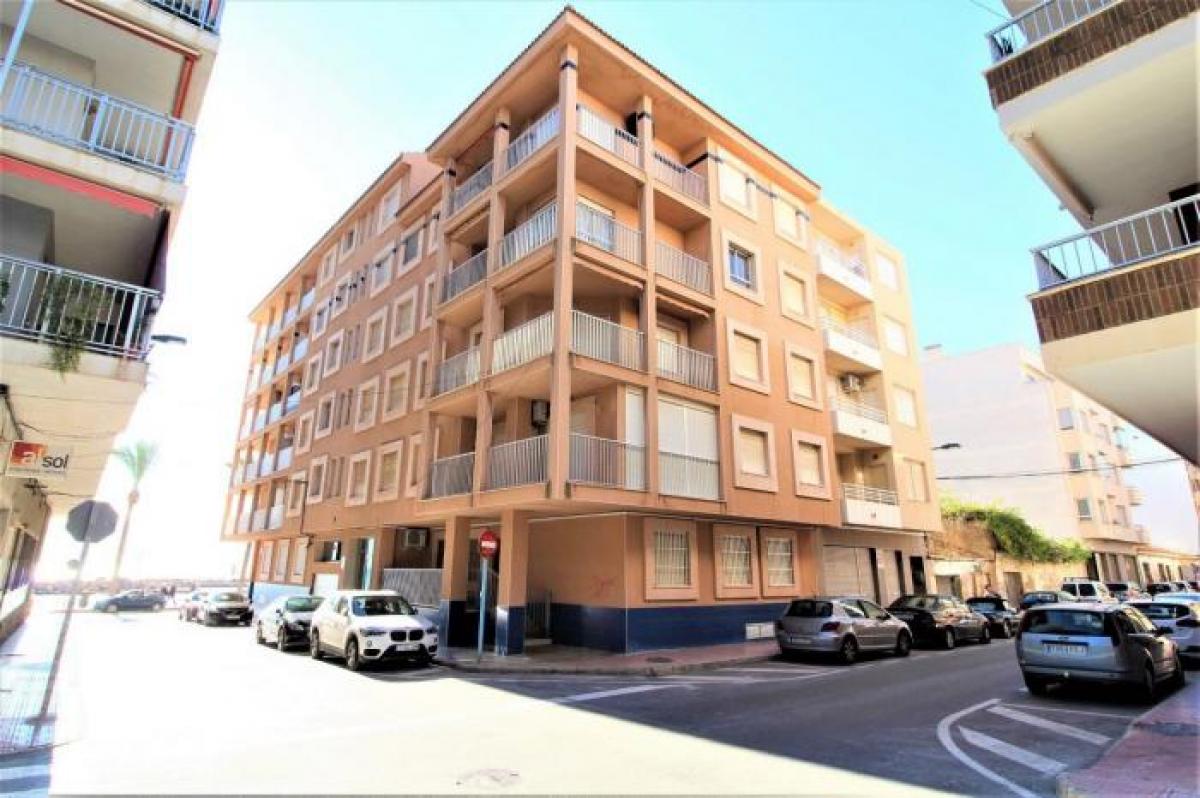 Picture of Apartment For Sale in Torrevieja, Alicante, Spain