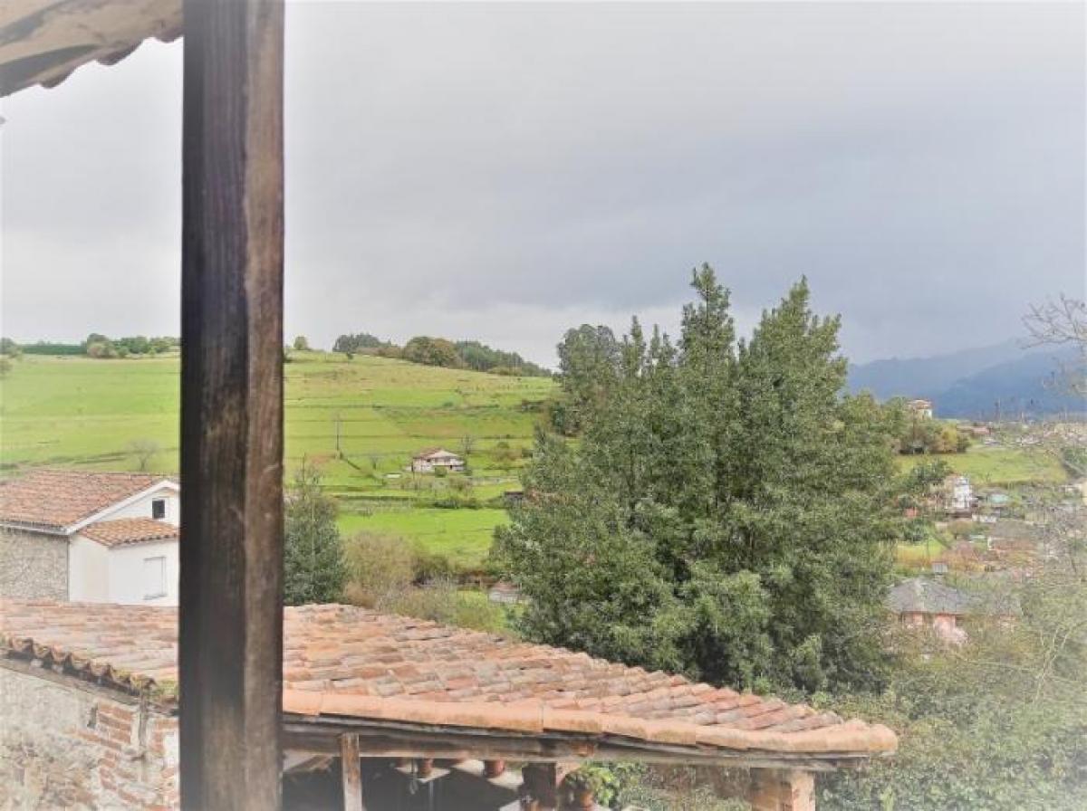 Picture of Home For Sale in Pravia, Asturias, Spain