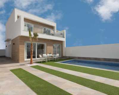 Villa For Sale in San Pedro Del Pinatar, Spain