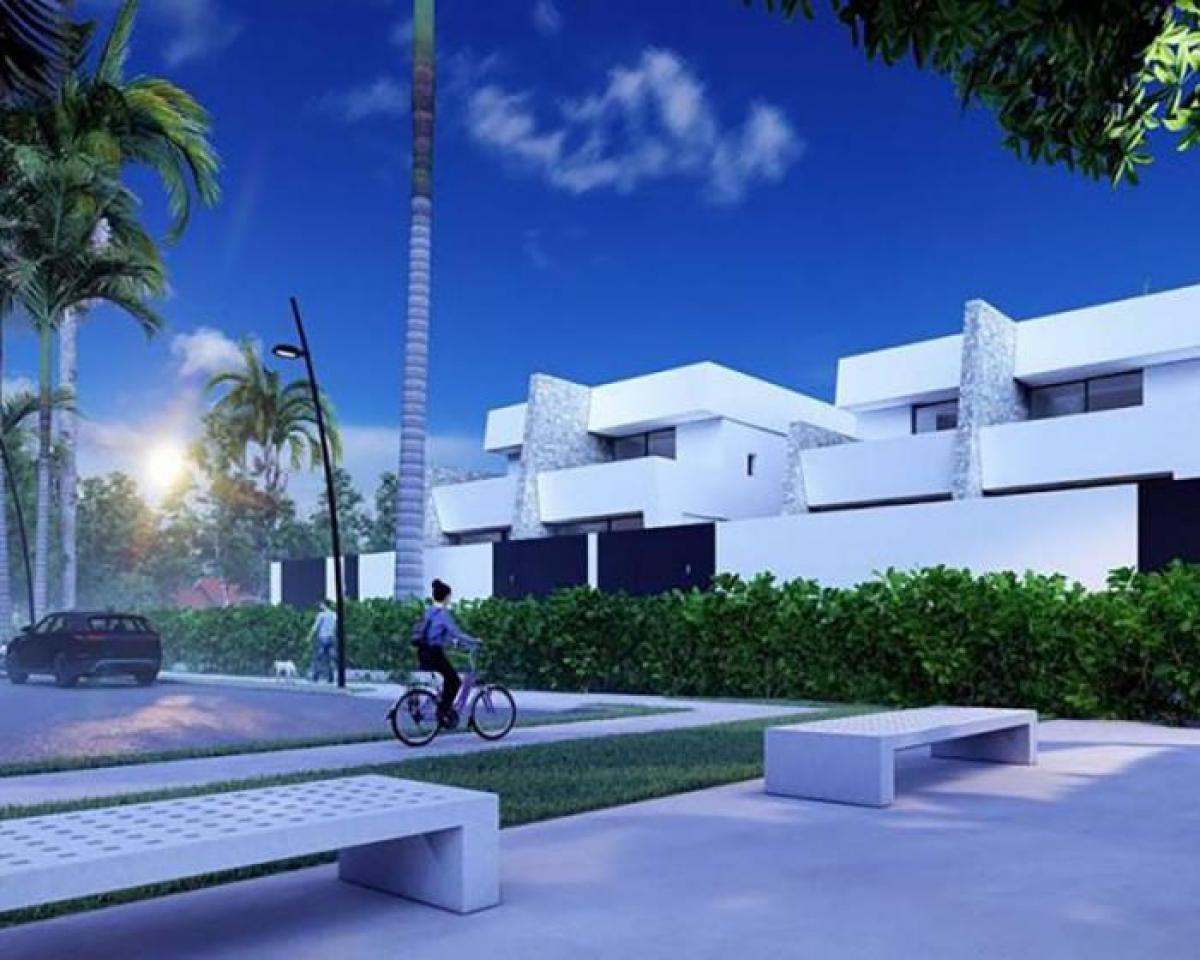 Picture of Home For Sale in San Pedro Del Pinatar, Alicante, Spain