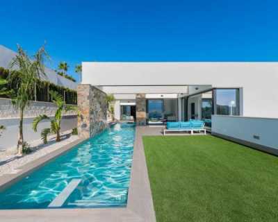 Villa For Sale in Rojales, Spain