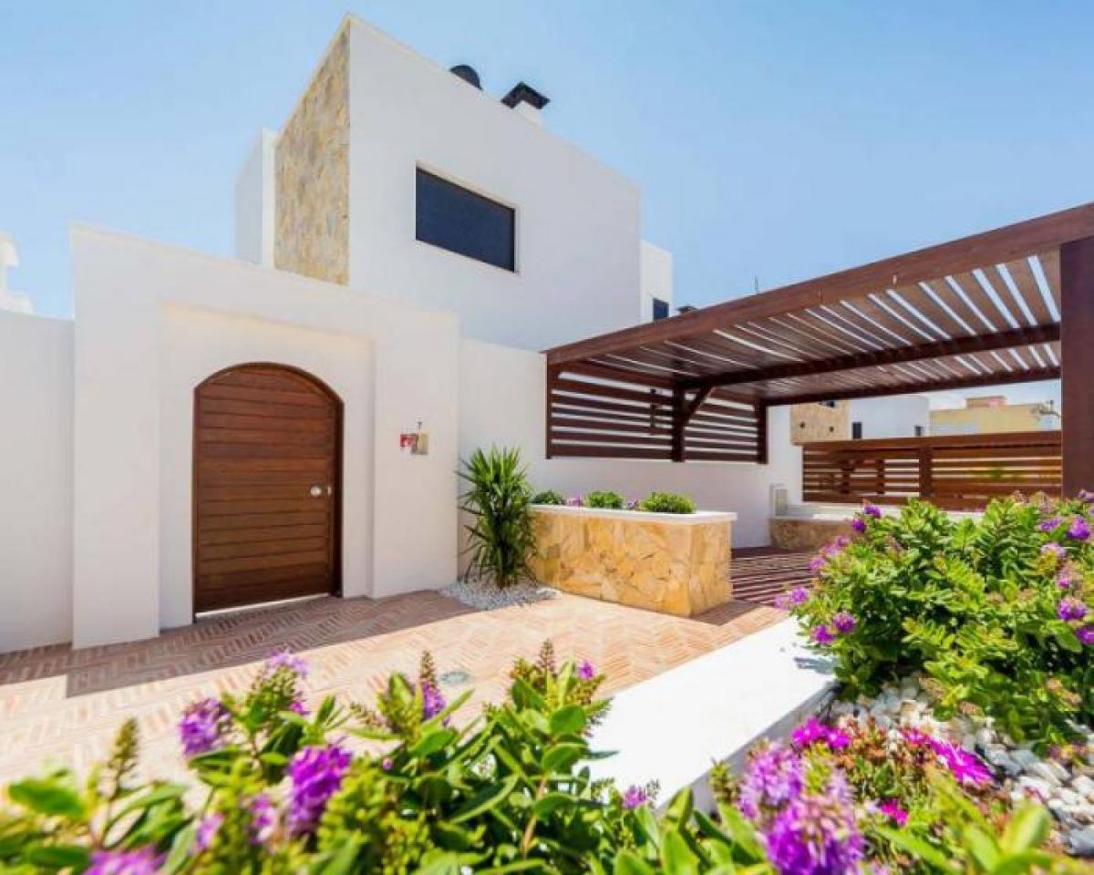 Picture of Villa For Sale in Torrevieja, Alicante, Spain