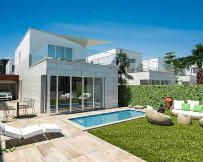 Villa For Sale in Los Alcazares, Spain