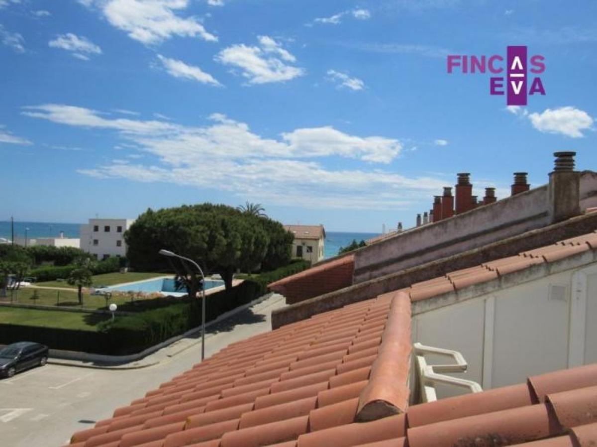 PLATJA, Altafulla, Tarragona, Spain Villas For Sale at GLOBAL LISTINGS