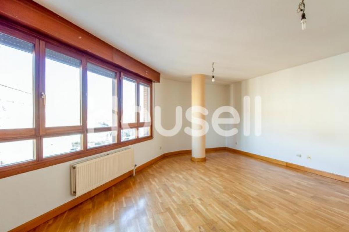 Picture of Apartment For Sale in Pamplona, Navarre, Spain